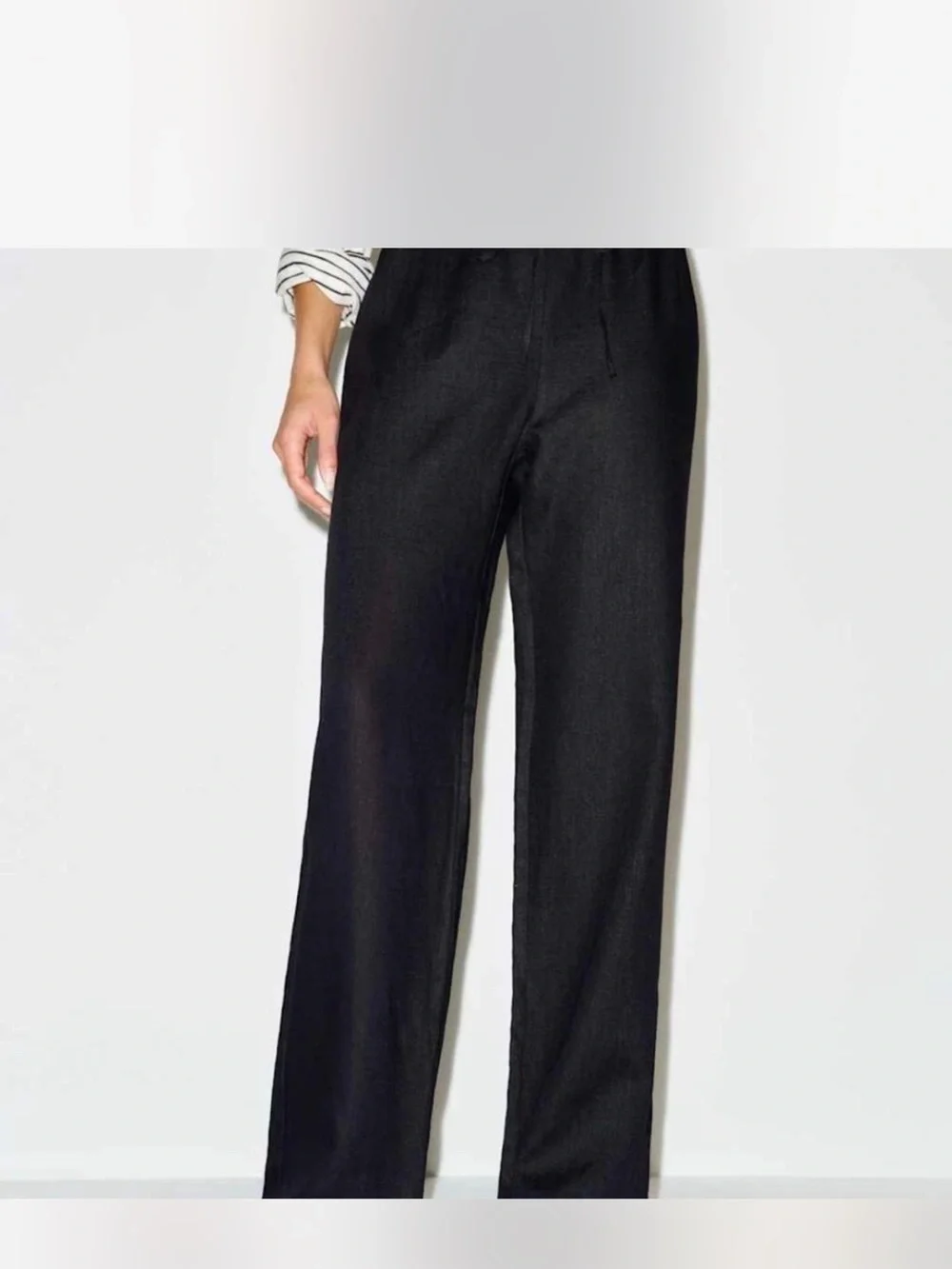 Olina Reformation black linen pants in size S